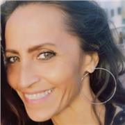 Profesora de Primaria, Psicopedagoga y con certificación en Inglés te ayudará con tus tareas escolares o con aquellas asignaturas que te resulten más difíciles y que quieras superar. Te ofrezco toda mi experiencia y mi entusiasmo para que descubras todo t